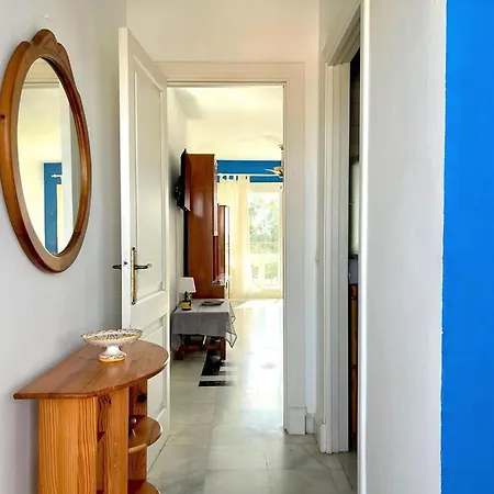 Beautiful In With Shared Pool Apartment *